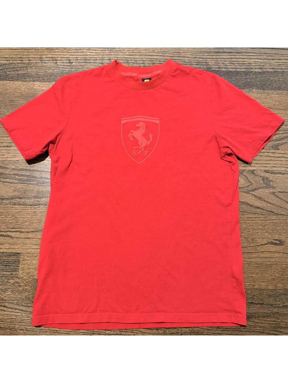 Puma Ferrari Scuderia Men's Red Shield Logo T-Shirt Size Medium